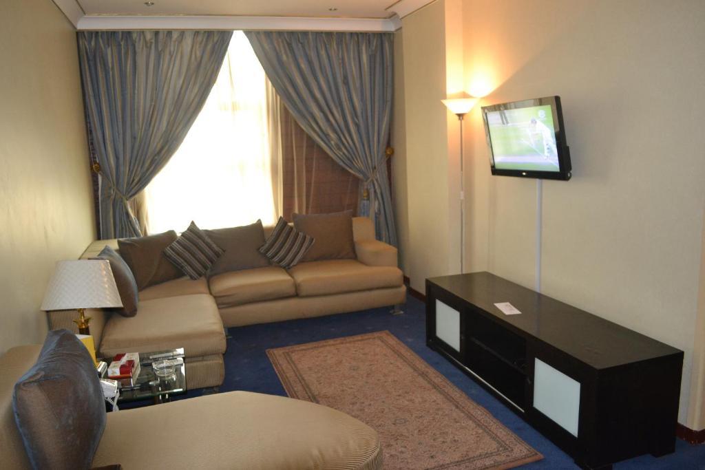Bilqase Throne Hotel Dammam Pokój zdjęcie